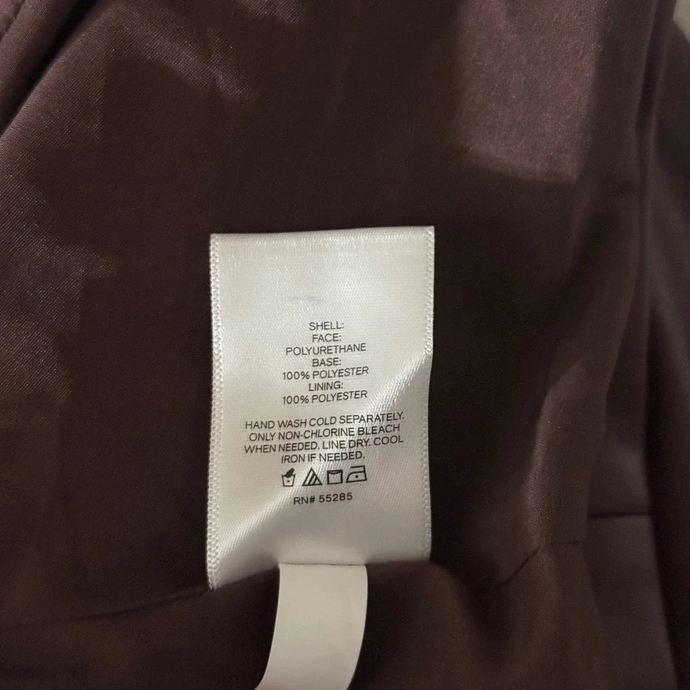 Express Burgundy Faux Leather Blazer & High Rise Shorts Suit Set Size XL / 16 - Picture 12 of 13